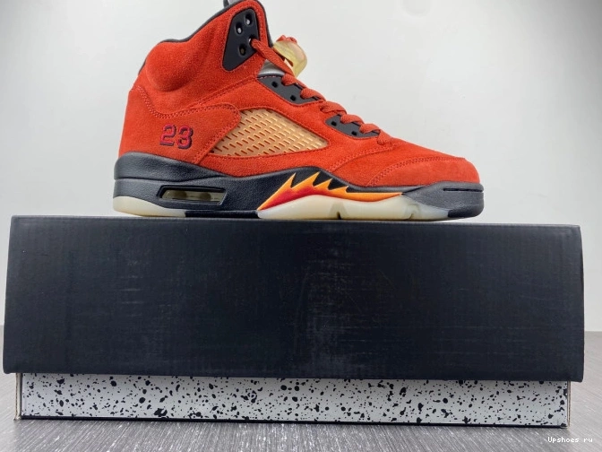 DD9336-800 on 5 Dunk Jordan Mars Retro 0825